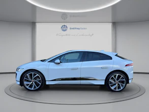 https://vehicle.imgix.net/4393608/8febde5e-33ed-4a91-aef7-c511cca3abc6.jpg