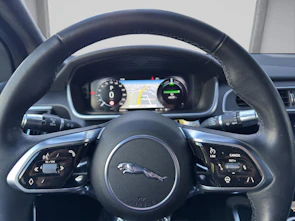 immagine del veicolo JAGUAR I-Pace EV400 HSE AWD mit Luftfederung
