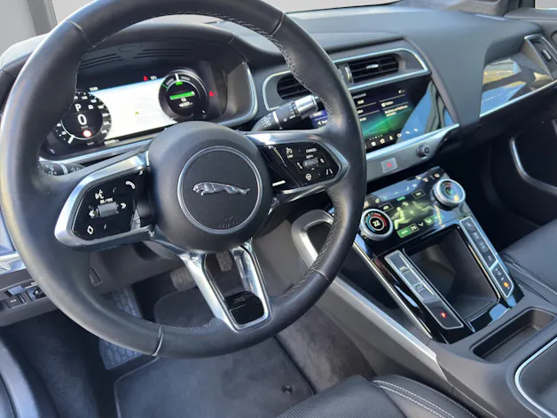 Jaguar I-Pace EV400 HSE AWD mit Luftfederung
