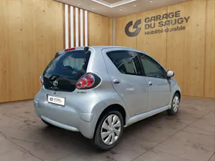 Toyota Aygo 1.0 VVT-i Linea Luna MM