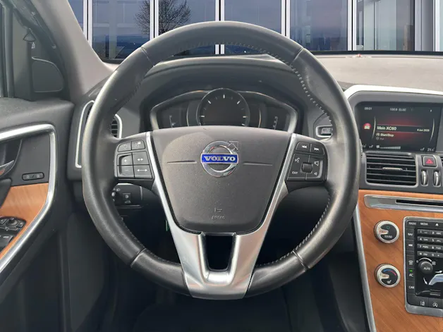 Volvo XC60 2.4 D4 Summum AWD S/S