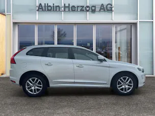 Volvo XC60 2.4 D4 Summum AWD S/S