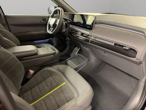 https://vehicle.imgix.net/4393636/b6187bb9-a968-425a-95af-20ef18cb9b60.jpg