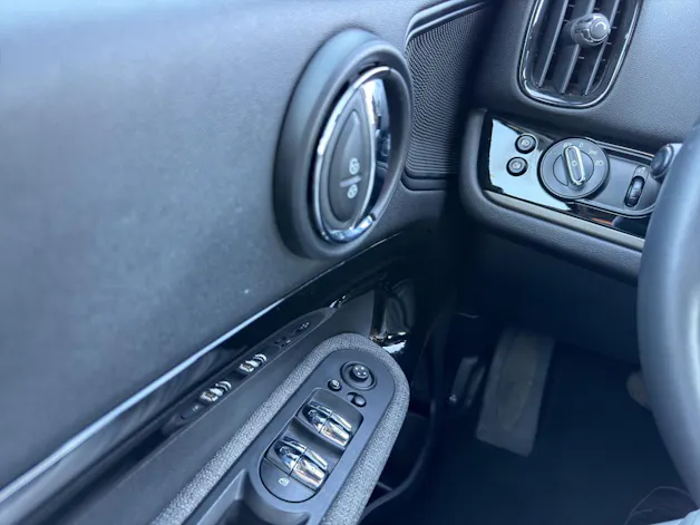 Mini 🆕 Countryman Cooper SE ALL4 PHEV Steptronic (CH) ⛽ + 🔌