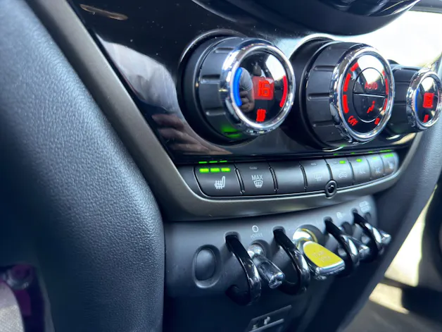 Mini 🆕 Countryman Cooper SE ALL4 PHEV Steptronic (CH) ⛽ + 🔌