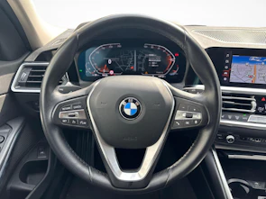 image du véhicule BMW 330i xDrive Touring