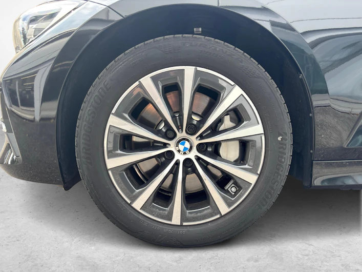 image du véhicule BMW 3 SERIES
