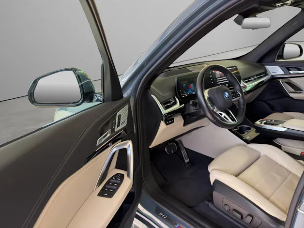 BMW iX1 30 xDrive M-SportPaket