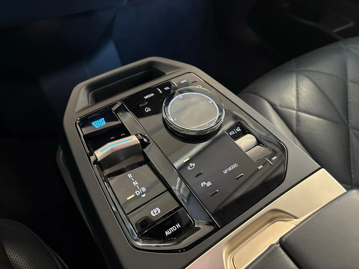 image du véhicule BMW iX