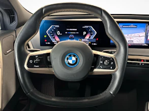 https://vehicle.imgix.net/4393839/2137b125-592b-4f24-8e6c-f3240d96254a.jpg