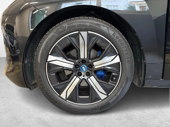 image du véhicule BMW iX