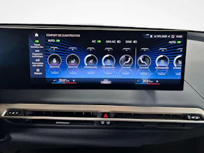 https://vehicle.imgix.net/4393839/b5f8aa68-a9ec-45f6-bfb9-31a4b0b47a86.jpg