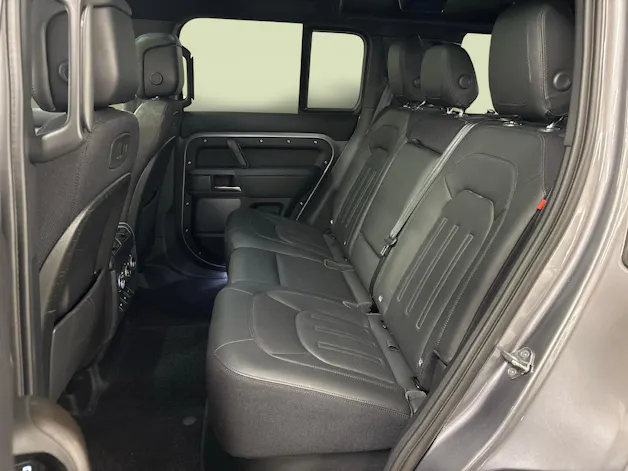Land Rover Defender 110 3.0 I6 X
