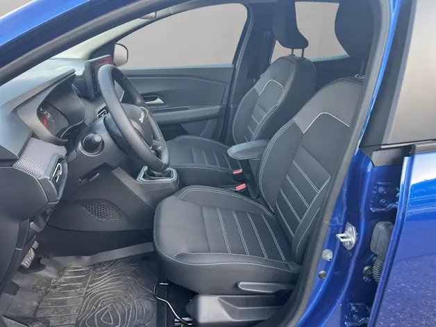 Dacia Sandero 1.0 TCe 90 Stepway Extreme Automat / Rückfahrkamera / Totwinkelassistent / inkl. Winterräder / Herstellergarantie