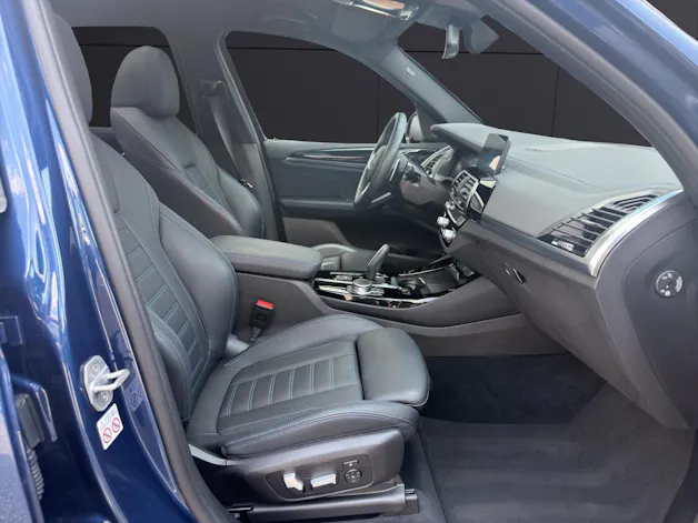 BMW X3 30e xDrive SAG