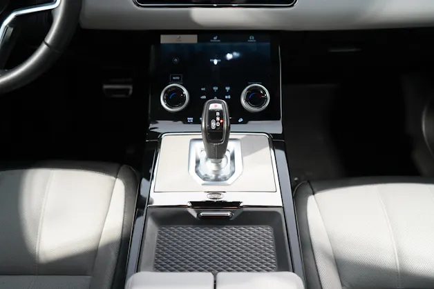 Land Rover Range Rover Evoque 2.0 T R-Dynamic SE