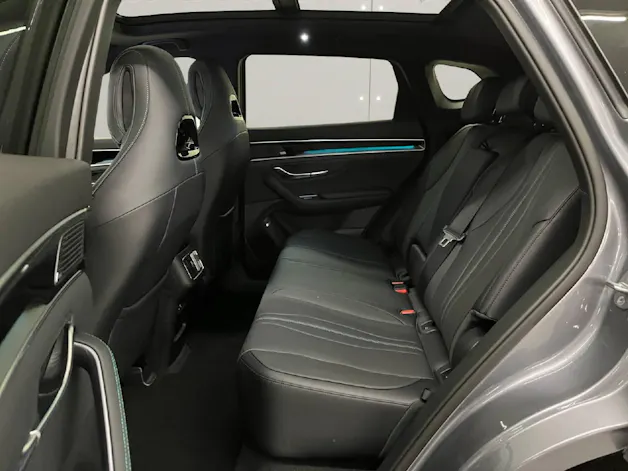 BYD Seal U DM-i Design AWD DEMO