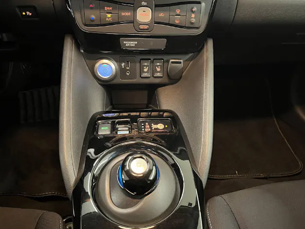 Nissan Leaf N-Connecta