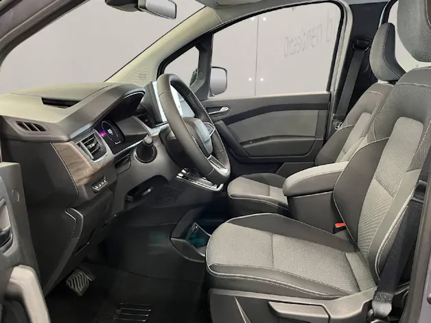 RENAULT Grand Kangoo Kombi 1.3 TCe 130 techno