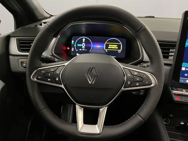 RENAULT Captur 1.8 E-Tech techno