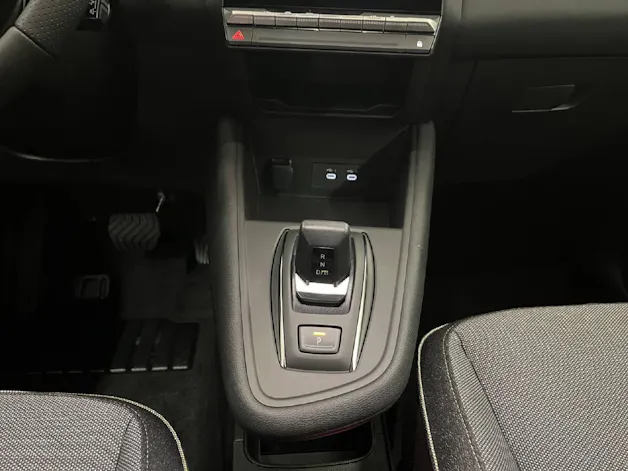Renault Captur 1.8 E-Tech techno
