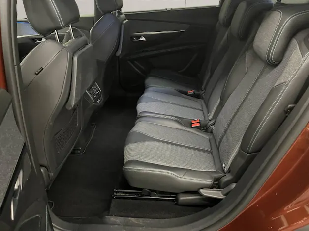 PEUGEOT 5008 1.2 PureTech Allure Pack