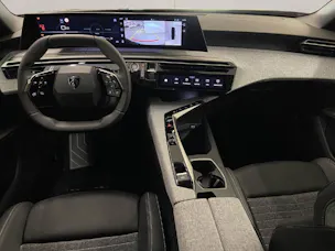 Peugeot 5008 1.2 Hybrid Allure Premium