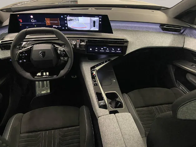 Peugeot 5008 1.2 Hybrid GT