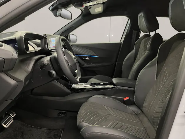 Peugeot 2008 e-GT