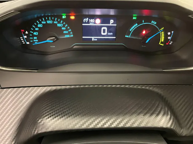 Peugeot 208 1.2 Hybrid Style EW