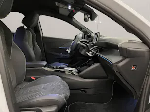 Peugeot 208 1.2 Hybrid 145 GT