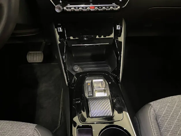 Peugeot 2008 1.2 PureTech 130 Allure Premium