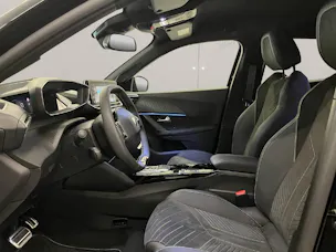 Peugeot 2008 1.2 Hybrid 145 GT