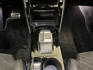 PEUGEOT 2008 1.2 Hybrid 145 GT