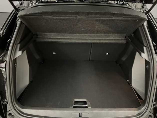 PEUGEOT 2008 1.2 Hybrid 145 GT