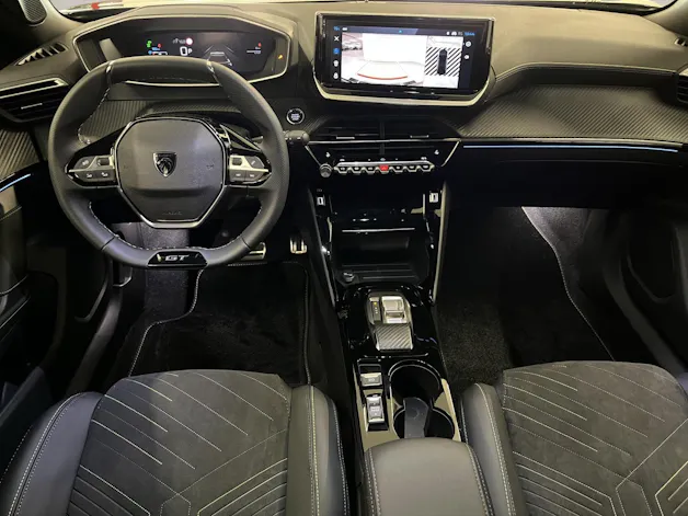 PEUGEOT 2008 1.2 Hybrid 145 GT