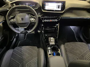 Peugeot 2008 1.2 Hybrid 145 GT