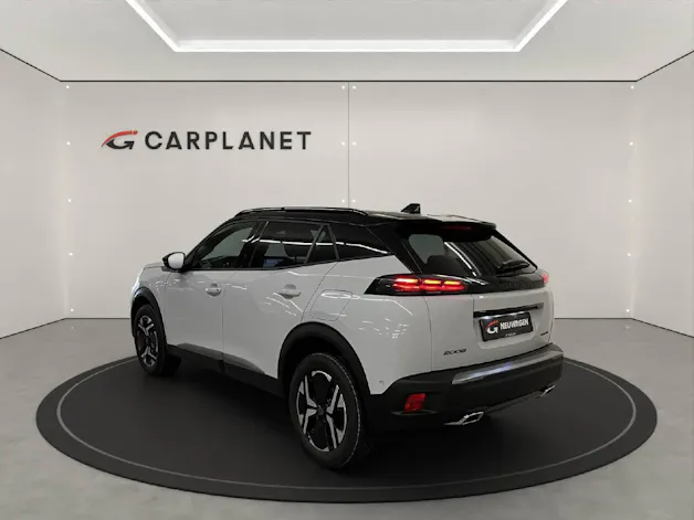 Peugeot 2008 1.2 Hybrid 145 GT