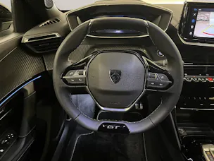 Peugeot 2008 1.2 Hybrid 145 GT