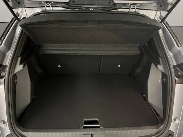 Peugeot 2008 1.2 Hybrid 145 GT