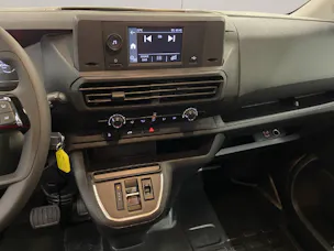 Opel Vivaro Cargo 2.0 D 144 S/S