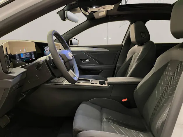 Opel Astra-e Sports Tourer Ultimate