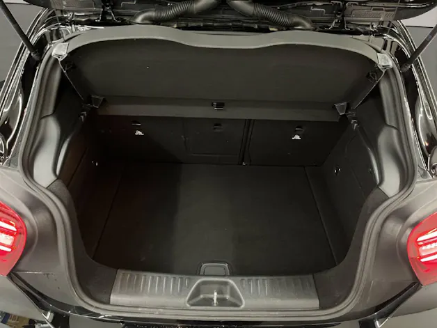 Mercedes-Benz A-Klasse W176 A 45 AMG 4m