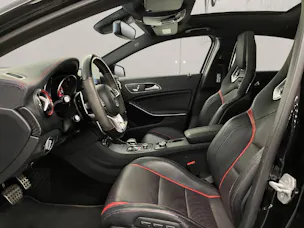 Mercedes-Benz A-Klasse W176 A 45 AMG 4m