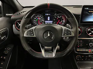 Mercedes-Benz A-Klasse W176 A 45 AMG 4m