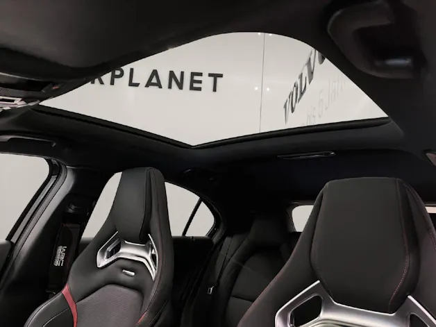 Mercedes-Benz A-Klasse W176 A 45 AMG 4m