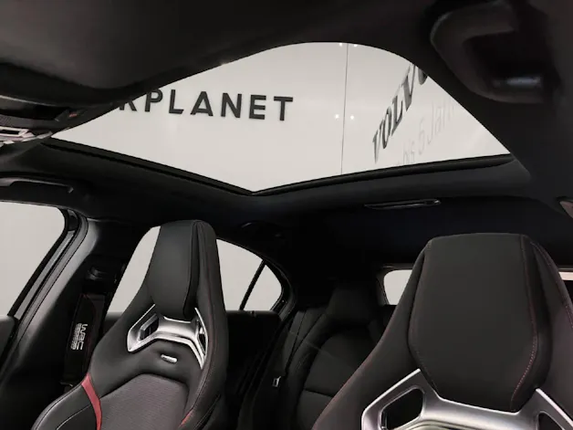 Mercedes-Benz A-Klasse W176 A 45 AMG 4m