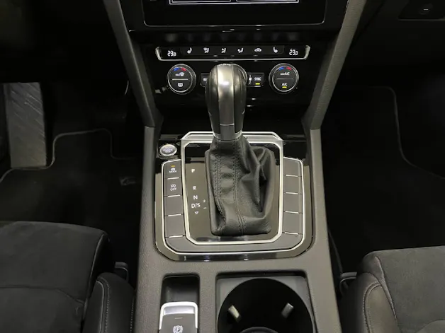 VW Passat Variant 2.0 TSI Highline DSG 4m
