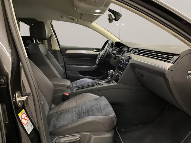VW Passat Variant 2.0 TSI Highline DSG 4m