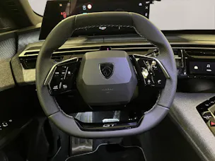 Peugeot 5008 1.6 PHEV 225 GT
